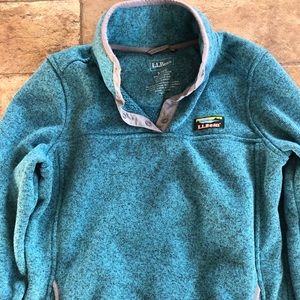 L.L. Bean pullover sweater fleece